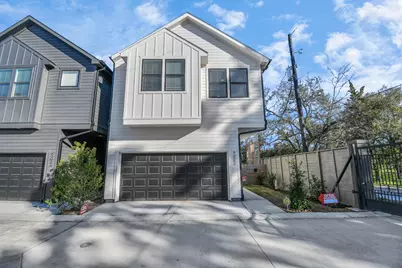 9018 Laverne Laurel Lane, Houston, TX 77080 - Photo 1