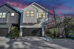 9018 Laverne Laurel Ln, Houston, TX 77080 - Photo 37