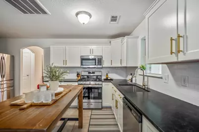 12944 Point Aquarius Boulevard, Willis, TX 77318 - Photo 5