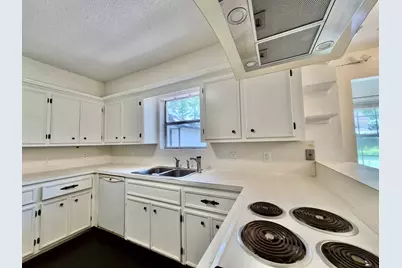17518 Majestic Forest Drive, Spring, TX 77379 - Photo 5
