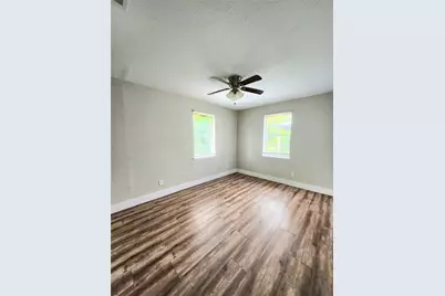 9110 Kentshire Drive #A B, Houston, TX 77078 - Photo 11