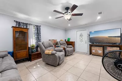 207 Chandler Drive, Baytown, TX 77521 - Photo 7