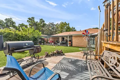 207 Chandler Drive, Baytown, TX 77521 - Photo 31