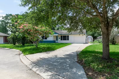 1737 S Park Drive, Alvin, TX 77511 - Photo 3