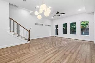 4744 Aftonshire Dr, Houston, TX 77027 - Photo 11