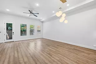 4744 Aftonshire Dr, Houston, TX 77027 - Photo 13