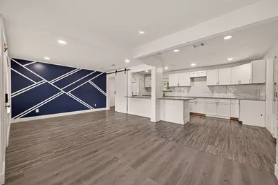 5739 Waterford Drive, Houston, TX 77033 - Photo 7