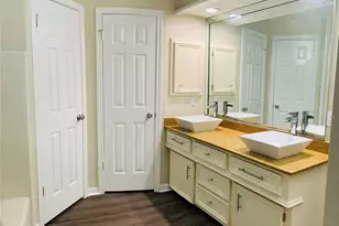 14135 Sandfield Dr, Houston, TX 77077 - Photo 23