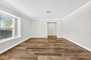5519 Ariel St, Houston, TX 77096 - Photo 5