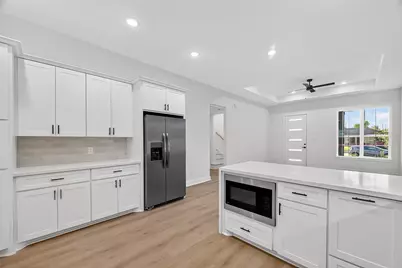 3911 Alberta Street, Houston, TX 77021 - Photo 9