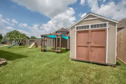 2110 Stonehollow Court, Pearland, TX 77581 - Photo 29