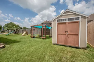2110 Stonehollow Ct, Pearland, TX 77581 - Photo 29