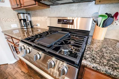 2110 Stonehollow Court, Pearland, TX 77581 - Photo 15