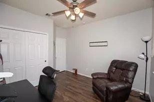 2110 Stonehollow Ct, Pearland, TX 77581 - Photo 17