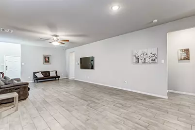 24715 Russet Bluff Trail, Houston, TX 77336 - Photo 17