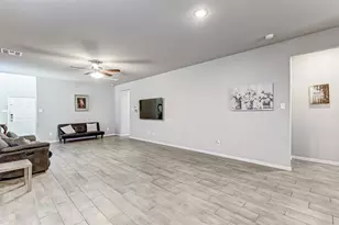 24715 Russet Bluff Trl, Houston, TX 77336 - Photo 17