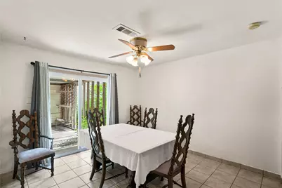 522 Rainy River Drive, Houston, TX 77037 - Photo 5