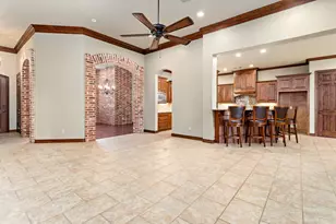 6585 Truxton Ln, Beaumont, TX 77706 - Photo 13