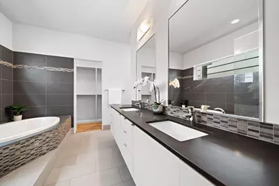 105 Willard Street, Houston, TX 77006 - Photo 25