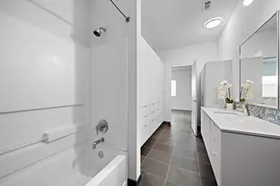 105 Willard St, Houston, TX 77006 - Photo 7