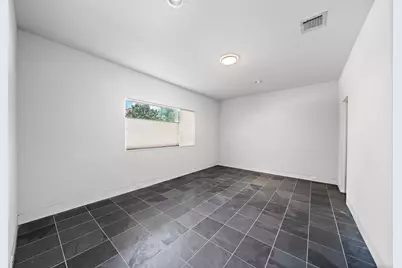 105 Willard Street, Houston, TX 77006 - Photo 5