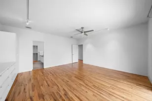 105 Willard St, Houston, TX 77006 - Photo 23
