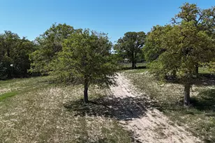 1035 Old Sayers Rd, Elgin, TX 78621 - Photo 13