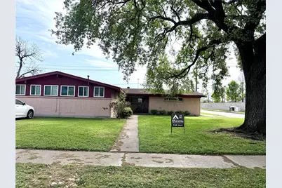 9202 Sunnywood Drive, Houston, TX 77088 - Photo 1