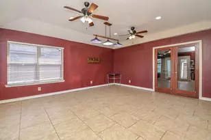 5411 Rio Dr, Baytown, TX 77521 - Photo 13