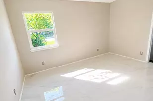 513 W Texas St, Brazoria, TX 77422 - Photo 7