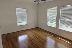 1706 Smith St, Waller, TX 77484 - Photo 3