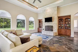 9621 Thompson Lake Dr, Missouri City, TX 77459 - Photo 5