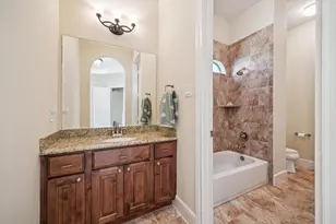 9621 Thompson Lake Dr, Missouri City, TX 77459 - Photo 19