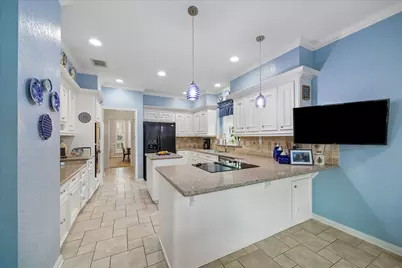 2102 Grand Mesa Drive, Kingwood, TX 77345 - Photo 15