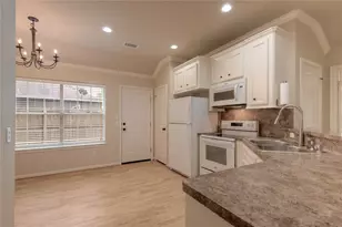 112 Bernice Dr, Huntsville, TX 77320 - Photo 11