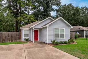 112 Bernice Dr, Huntsville, TX 77320 - Photo 1
