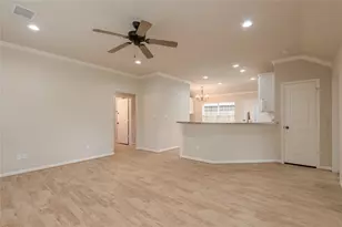 112 Bernice Dr, Huntsville, TX 77320 - Photo 9