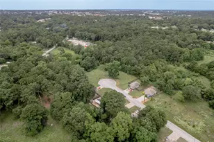 112 Bernice Dr, Huntsville, TX 77320 - Photo 49