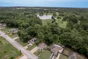 112 Bernice Dr, Huntsville, TX 77320 - Photo 45