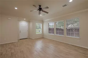 112 Bernice Dr, Huntsville, TX 77320 - Photo 7
