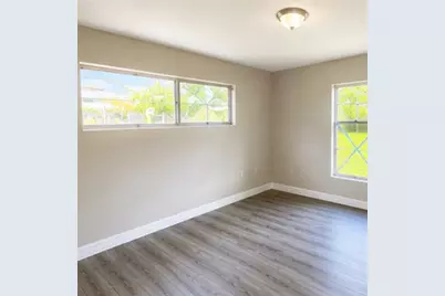 8127 Richland Drive, Houston, TX 77028 - Photo 11