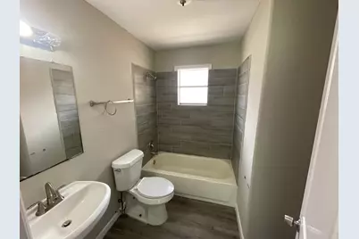 8127 Richland Drive, Houston, TX 77028 - Photo 9