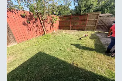 8127 Richland Drive, Houston, TX 77028 - Photo 25