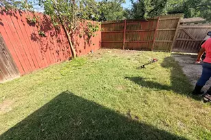 8127 Richland Dr, Houston, TX 77028 - Photo 25