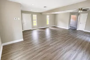 8127 Richland Dr, Houston, TX 77028 - Photo 3
