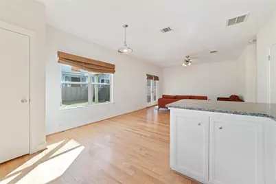826 E 40th Street, Houston, TX 77022 - Photo 11