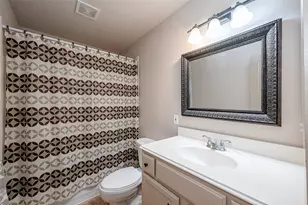 1216 Campbell St, Houston, TX 77009 - Photo 9