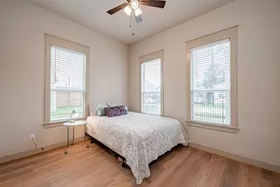 1216 Campbell Street, Houston, TX 77009 - Photo 7