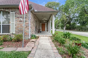 21 Sandelwood Trl Trail, Beaumont, TX 77706 - Photo 5