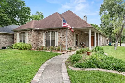 21 Sandelwood Trl Trail, Beaumont, TX 77706 - Photo 1
